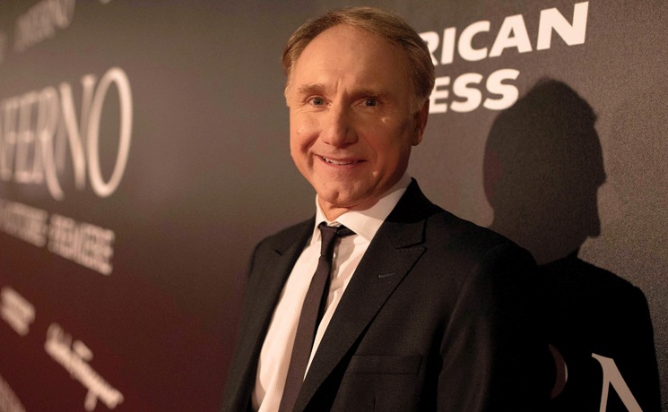 Коричневий